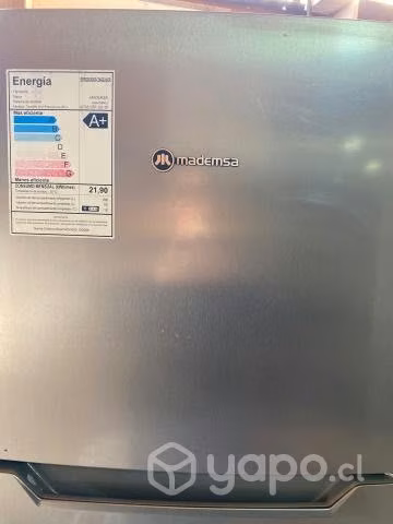 Refrigerador Impecable Marca Mademsa OFERTA - Imagen 6