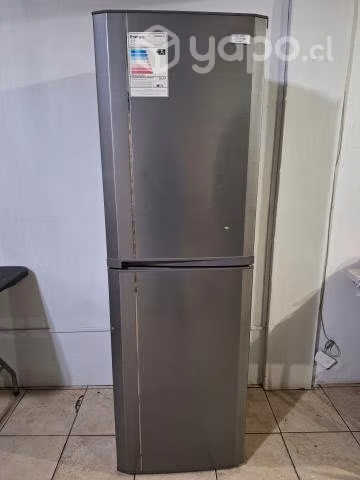 Refrigerador fensa funcionando impecable