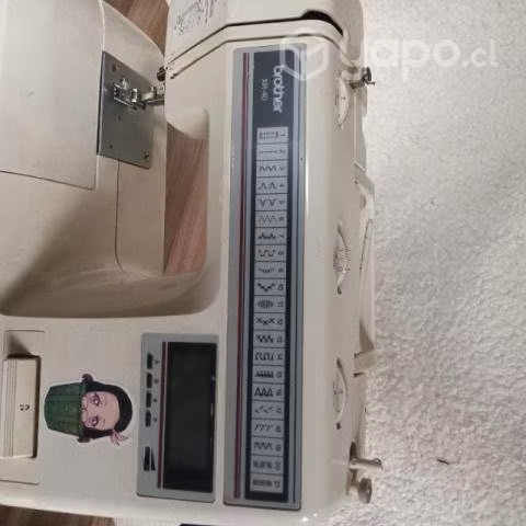Maquina de coser brother XR-40