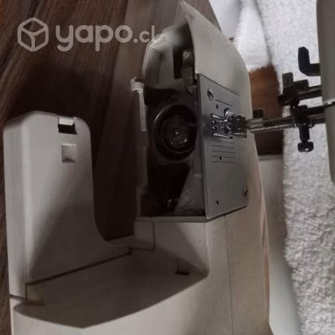 Maquina de coser brother XR-40