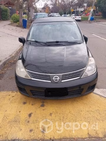 Nissan tiida 2012