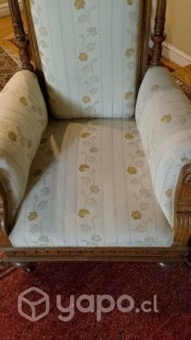 Finísimo Bergere/ Sitial antiguo de madera labrada