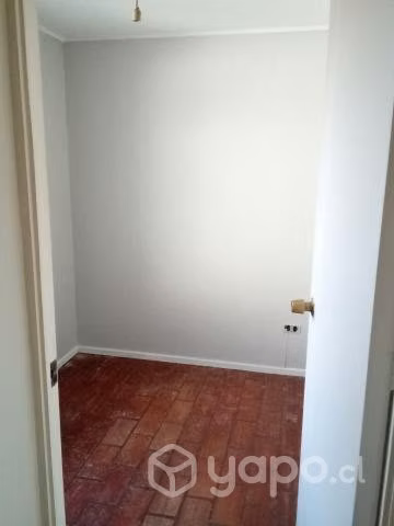 Casa En Peñalolen, 3 dormitorios, 2 baños, 140 m2