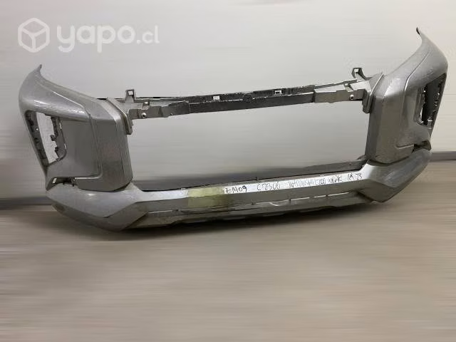 Parachoque delantero mitsubishi l