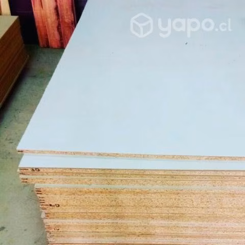 Laminas de Melamina Color Blanco y Madera 1,2x2,4