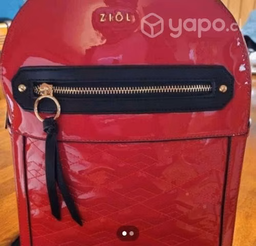 Mochila roja marca ziol