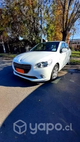 Vendo Taxi Ejec. Peugeot 301 Allure Hdi 1.6 92 Hp
