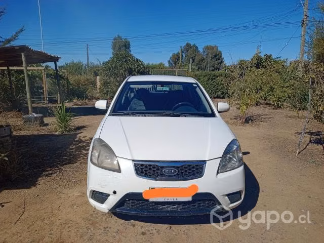 Kia rio JB 2012
