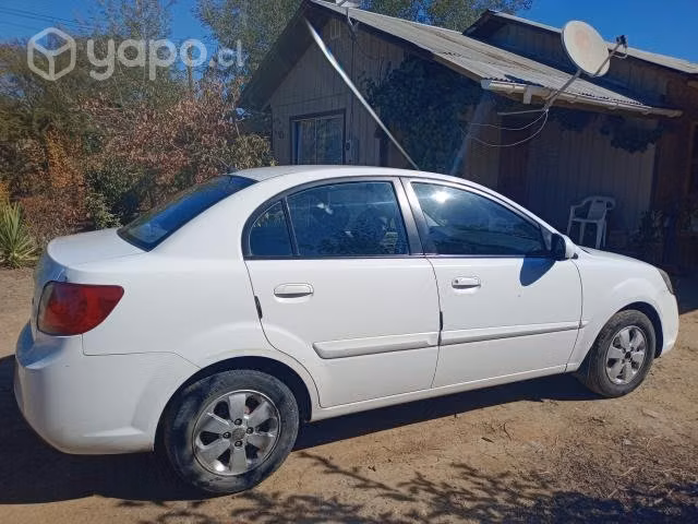 Kia rio JB 2012
