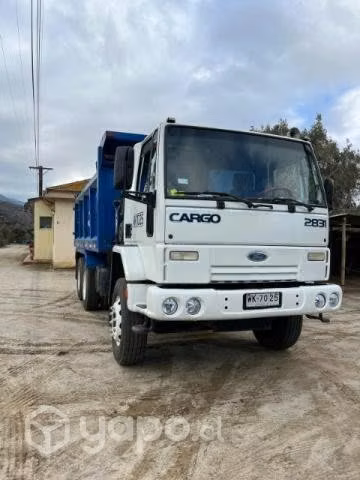 Ford cargo 2831