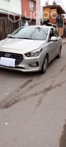 Auto sedan