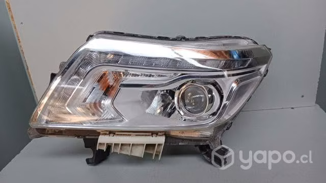 Optico nissan Np300 Led