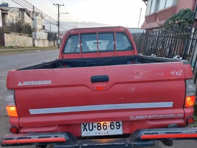 MITSUBISHI L200 2004