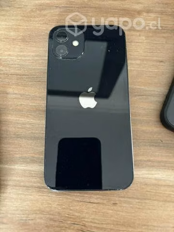 IPhone 12 poco uso
