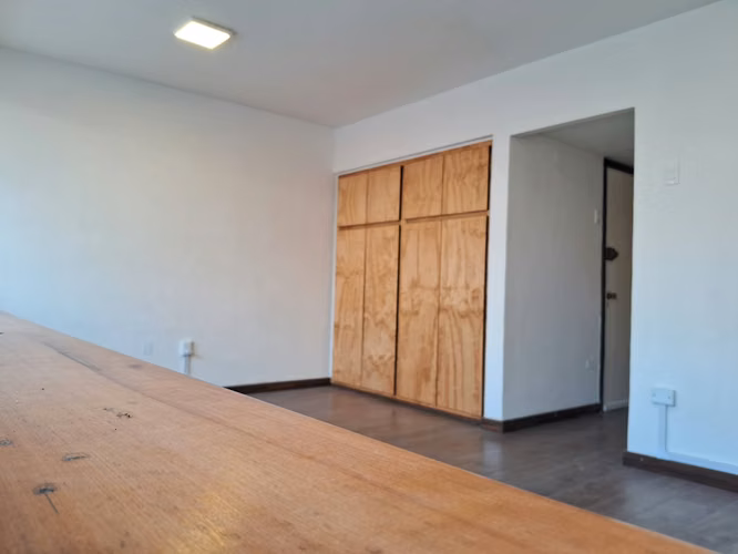 Arriendo oficina remodelada