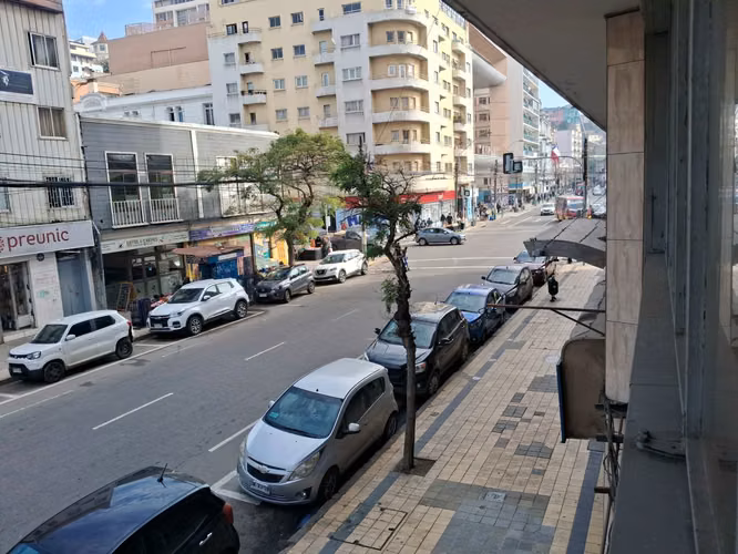Arriendo oficina remodelada