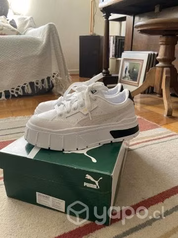 Puma mayze stack white