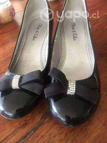 Zapatos/charol con taco en Número 30. - Imagen 2