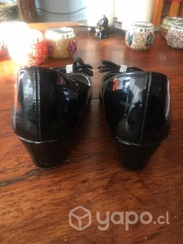 Zapatos/charol con taco en Número 30. - Imagen 5