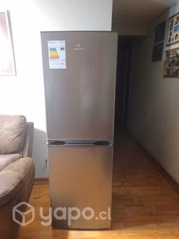 Refrigerador Mademsa casi nuevo