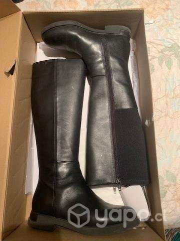 Botas marca camper un solo uso - Imagen 4
