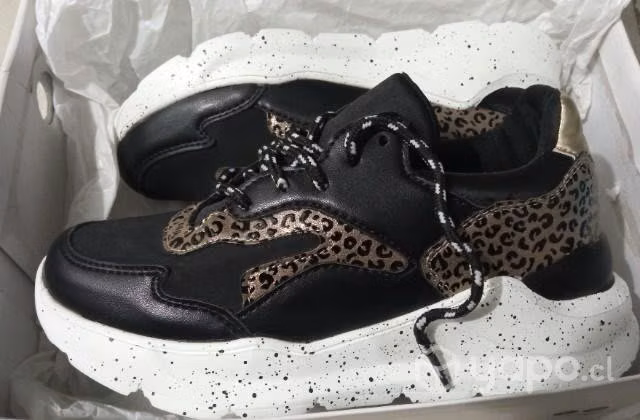 Zapatillas nuevas De Togni #36 - Imagen 2