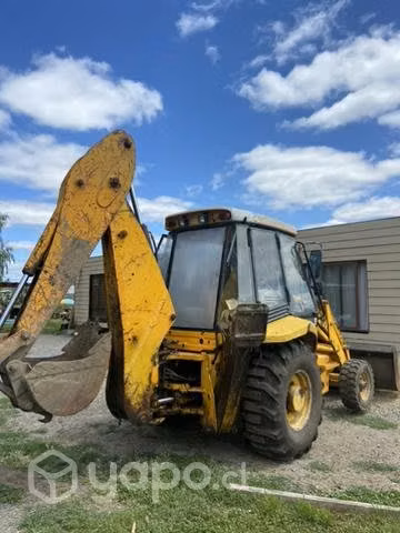 Retroexcavadora Jcv