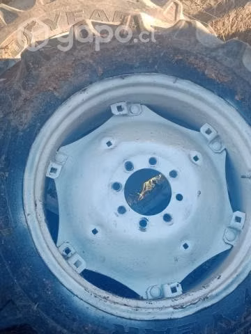 Rueda de tractor