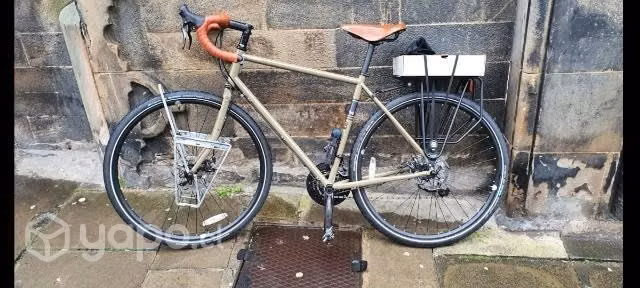 Bicicleta gravel Fuji touring disc