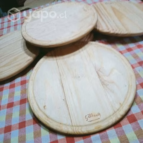 Pizzas muy bien presentadas en Discos Gilhug