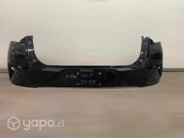 Parachoque trasero changan unit 2022-2023
