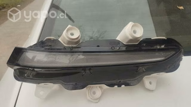 Neblinero derecho led Peugeot 208-2008