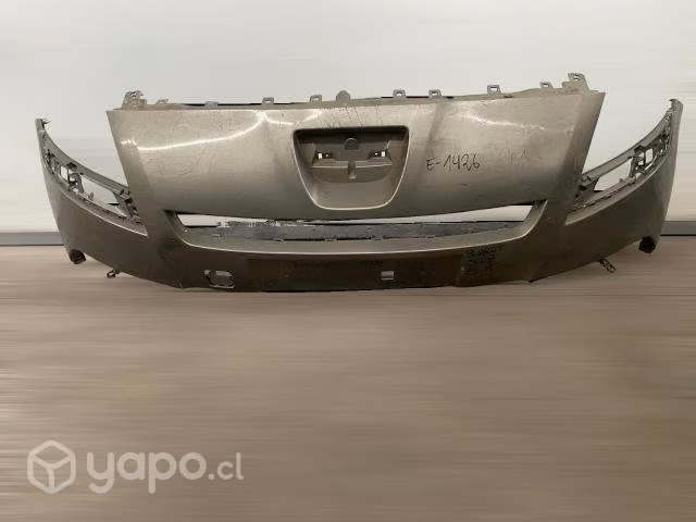 Parachoque delantero peugeot 5008 2012-2015