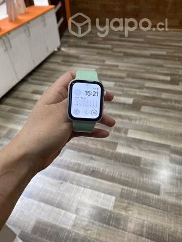 Apple Watch Serie 4 44mm - Imagen 3