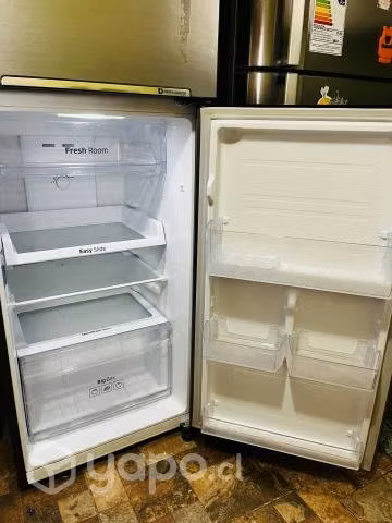 Refrigerador Samsung casi nuevo