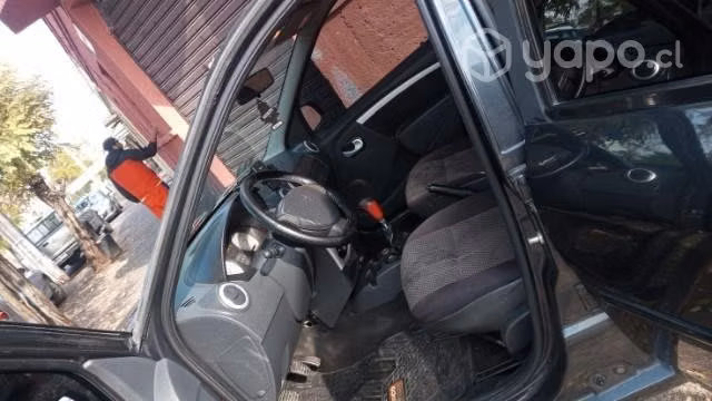 Vendo automovil Renault 1.6