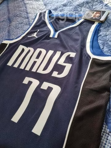 Jersey camiseta NBA Luka Doncic temporada 2024