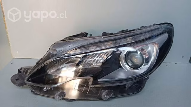 Optico peugeot 2008
