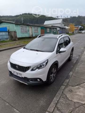 Vendo Peugeot 2008 diesel año 2020