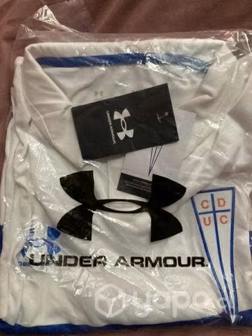 Polera UC NUEVA