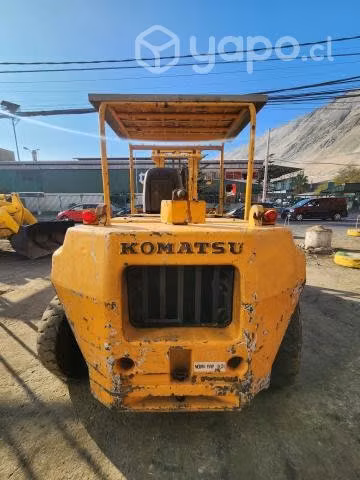 Montacarga komatsu 60