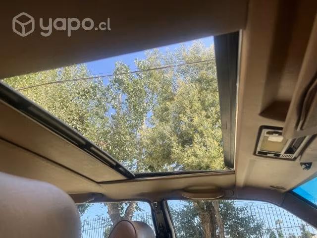 Vendo auto Mercedes Benz automático