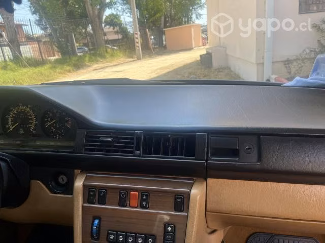 Vendo auto Mercedes Benz automático