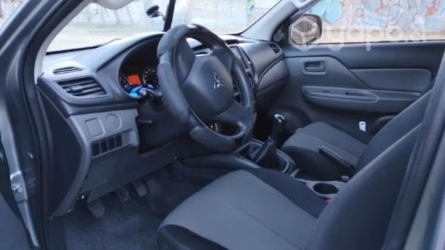 Camioneta mitsubishi 2019