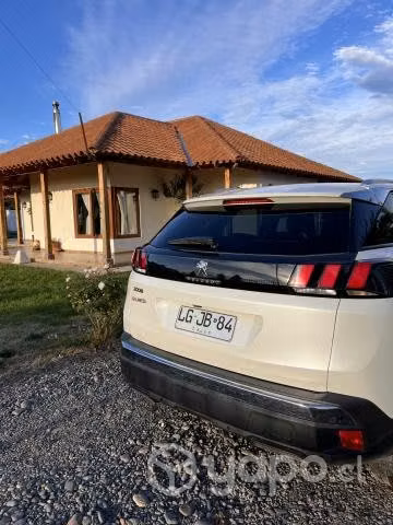 Vendo Peugeot 3008 año 2019 única dueña