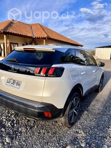 Vendo Peugeot 3008 año 2019 única dueña