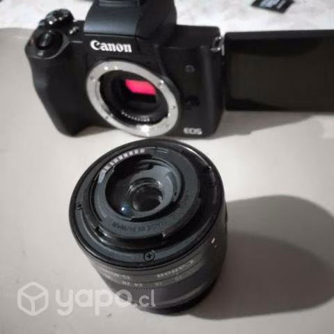 Camara canon m50 en perfecto estado