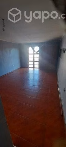 Se arrienda amplia casa