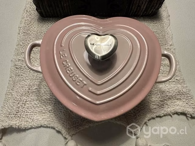 Olla Hierro Pink Corazón Le Creuset