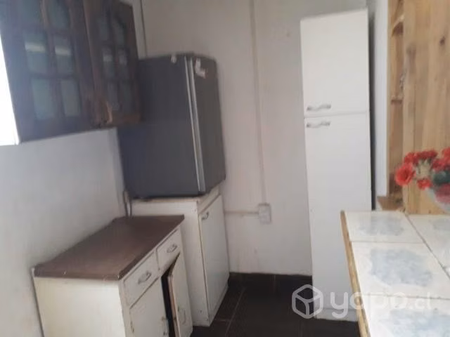 Se arrienda casa interior